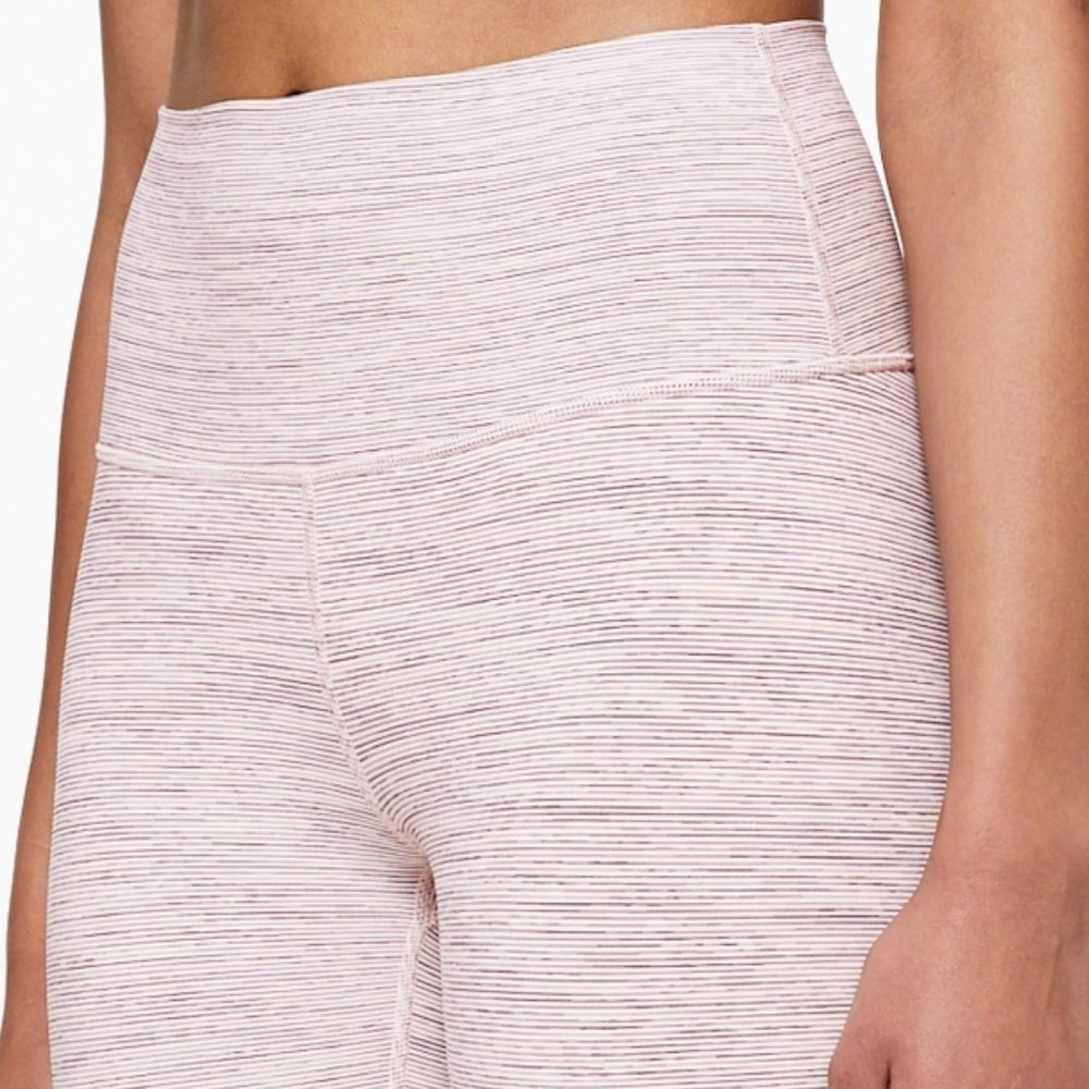 Lululemon Size 10 Leggings - Picture 3 of 4